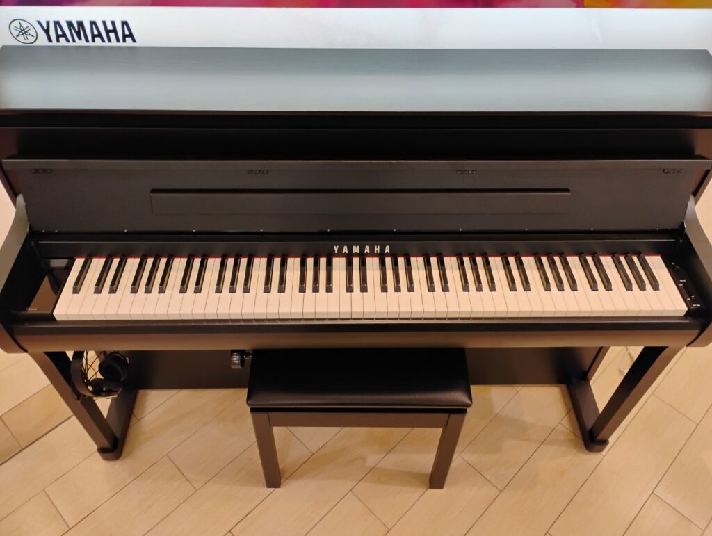 YAMAHA CLP-885B 數位鋼琴